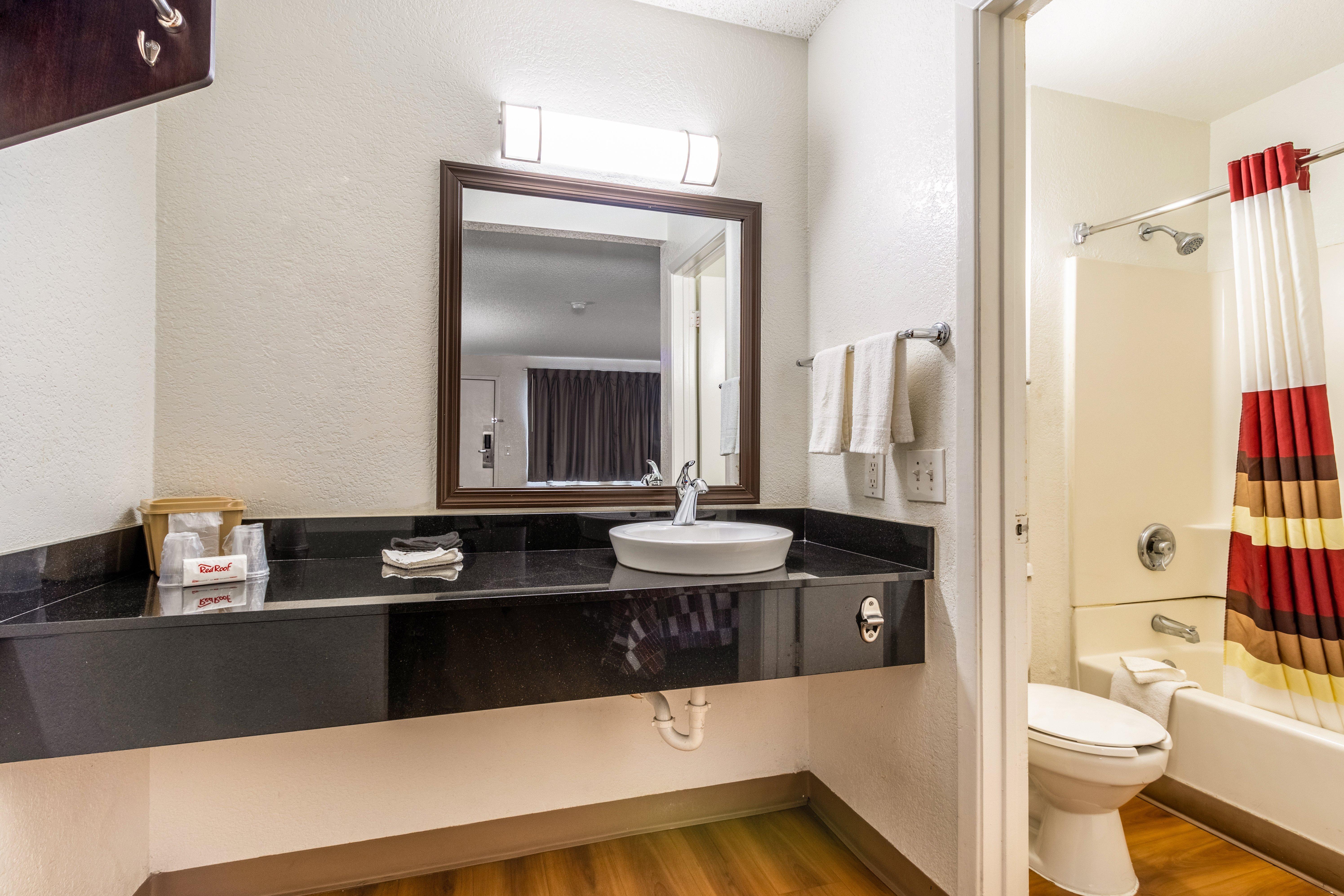 Red Roof Inn Phoenix- Midtown Dış mekan fotoğraf