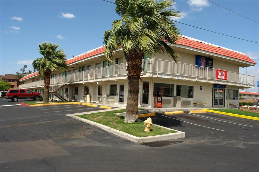 Red Roof Inn Phoenix- Midtown Dış mekan fotoğraf
